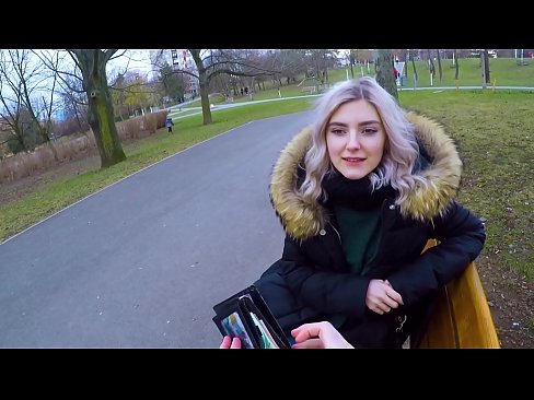 ❤️ Кончаҳои гарми бегонаро барои пул фурӯ мебарад - минет дар парк аз ҷониби Ева Элфи Суперпорно дар tg.sexvideosex.top